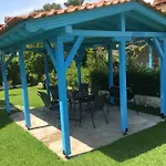 Blue House Kalandra