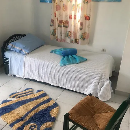 Holiday home Blue House Kalandra