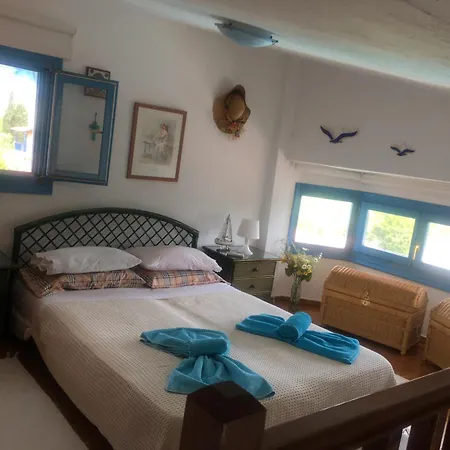 Holiday home Blue House Kalandra