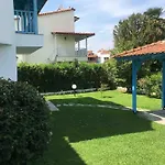 Blue House * Kalandra