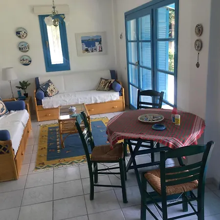 Blue House Casa vacanze Kalandra