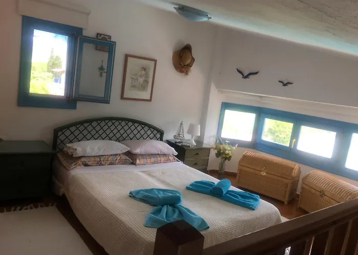 בית נופש Blue House Kalandra