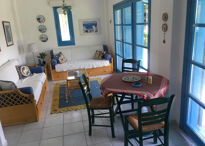 Blue House בית נופש Kalandra